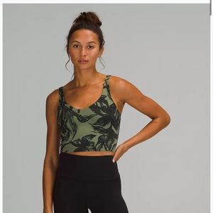 NWT - Lululemon Align Tank, size 6!